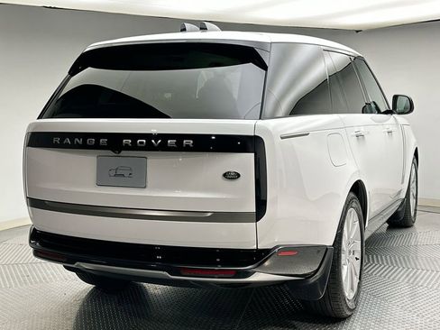 Certified 2023 Land Rover Range Rover SE image 11