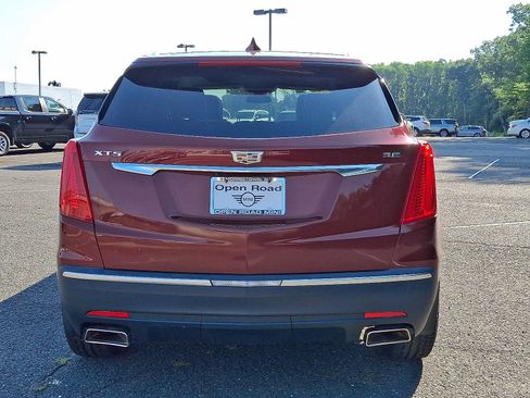 Used 2017 Cadillac XT5 Luxury w/ Driver Awareness Package AWD/4WD image 6