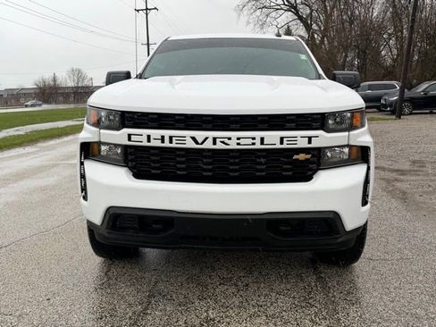 Used 2021 Chevrolet Silverado 1500 Custom image 4