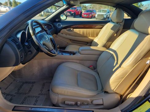 Used 2006 Lexus SC 430 Convertible image 15