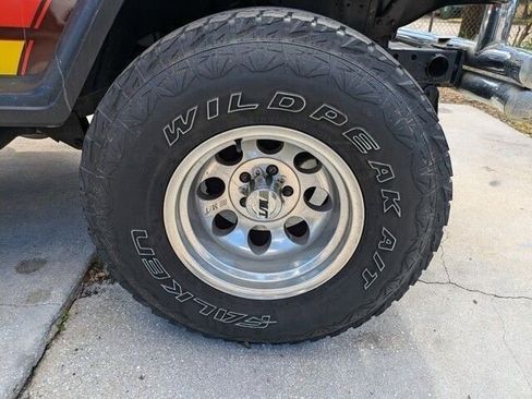 Used 1989 Jeep Wrangler 4WD image 22