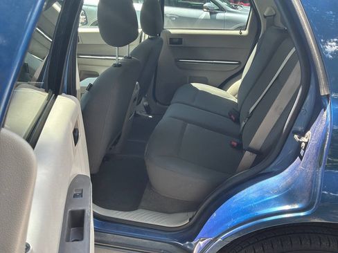 Used 2008 Ford Escape XLS AWD/4WD image 13