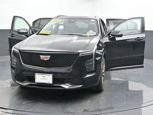 Used 2024 Cadillac XT4 Sport image 55