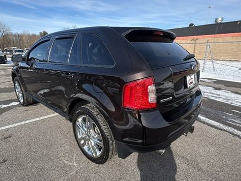 Used 2014 Ford Edge SEL w/ Equipment Group 205A image 3