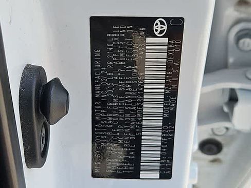 Certified 2024 Toyota Corolla LE FWD image 29