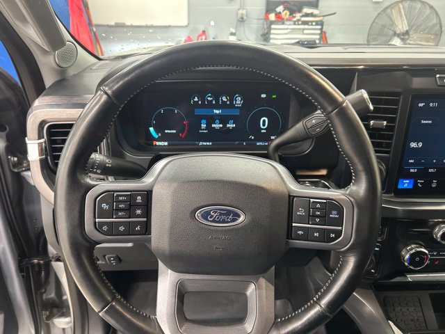 Used 2024 Ford F350 Lariat w/ Lariat Ultimate Package AWD/4WD image 12