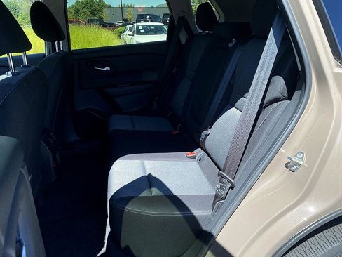 Certified 2024 Nissan Rogue SV image 17