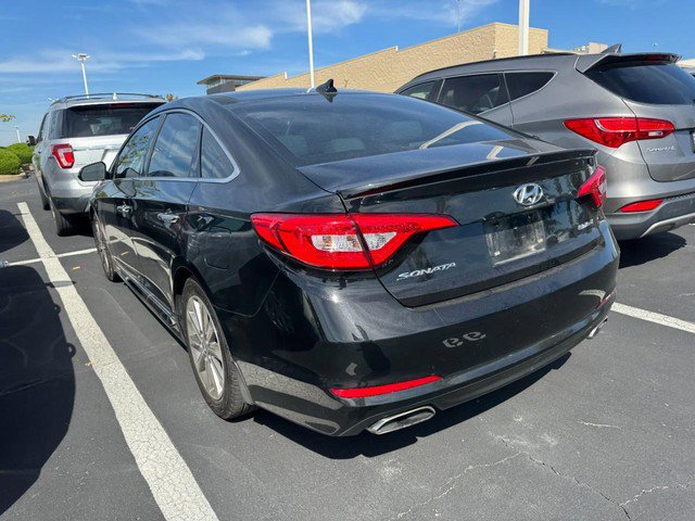 Used 2016 Hyundai Sonata Limited w/ Option Group 04 FWD image 4