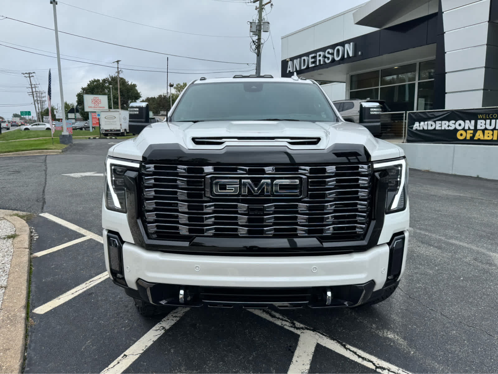 Used 2024 GMC Sierra 2500 Denali Ultimate w/ Max Trailering Package AWD/4WD image 2
