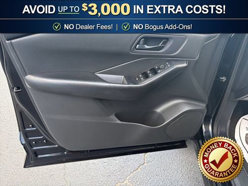 Used 2024 Nissan Rogue S FWD image 16