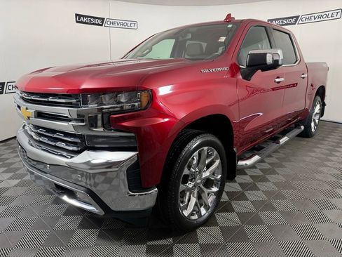Used 2021 Chevrolet Silverado 1500 LTZ AWD/4WD image 2