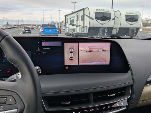 Used 2026 Cadillac CT5 Premium Luxury image 15