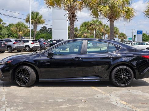 Used 2026 Toyota Camry SE w/ Convenience Package FWD image 25