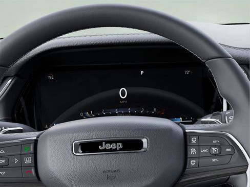 New 2025 Jeep Grand Cherokee Limited w/ Black Appearance Package image 17