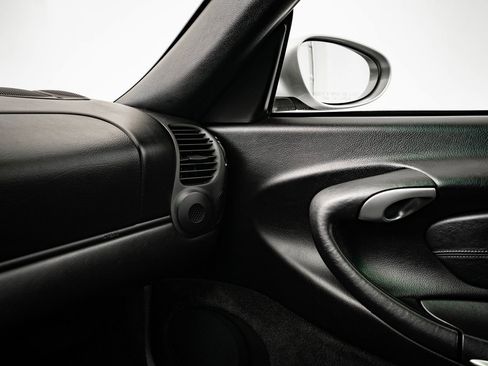 Used 2000 Porsche 911 Carrera image 38