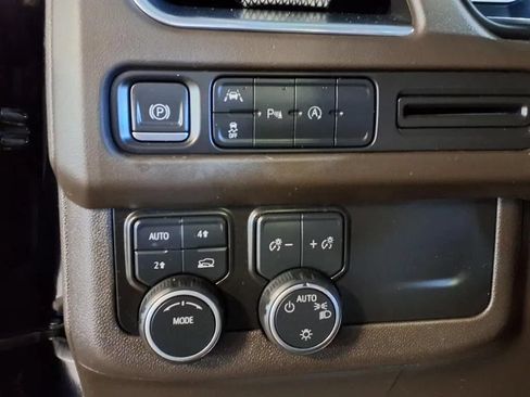 Used 2023 Chevrolet Tahoe LT AWD/4WD image 11