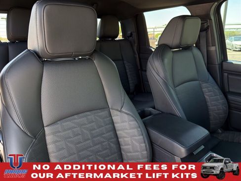 Used 2024 Toyota Tacoma TRD Off-Road w/ TRD Off Road Premium Package AWD/4WD image 34
