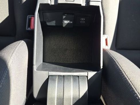 Used 2024 Toyota Corolla LE image 15