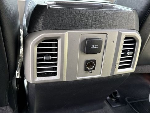 Used 2017 Ford F350 Lariat w/ Chrome Package image 38