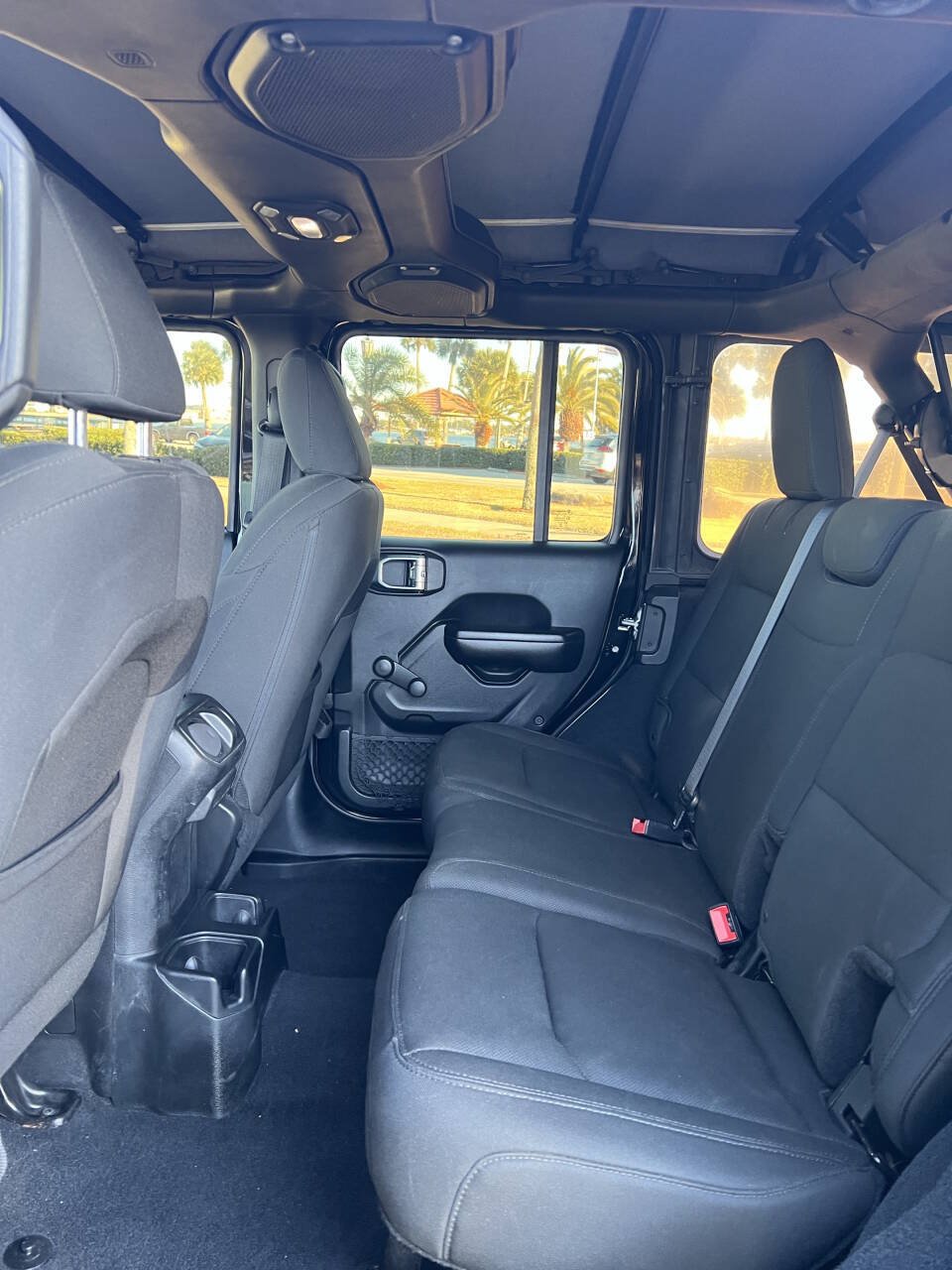 Used 2018 Jeep Wrangler Unlimited Sport AWD/4WD image 12
