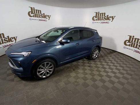 Used 2024 Buick Encore GX Avenir w/ Avenir Convenience Package image 4