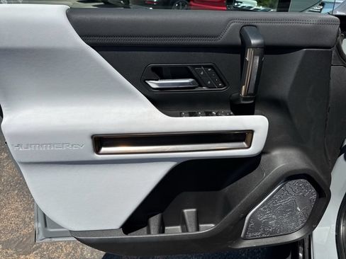 Used 2025 GMC Hummer EV 3X AWD/4WD image 38