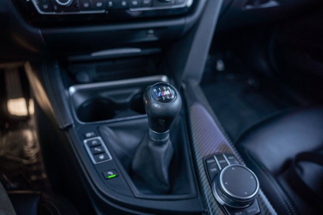 Used 2017 BMW M3 RWD image 30