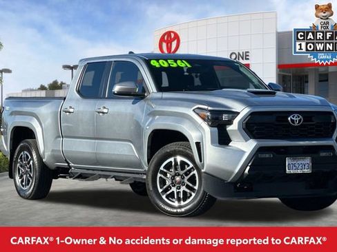 Used 2024 Toyota Tacoma 4x4 Double Cab image 2