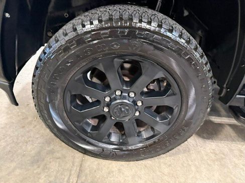 Used 2025 RAM 2500 Big Horn AWD/4WD image 37