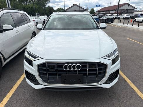 Used 2019 Audi Q8 Premium Plus w/ Premium Plus AWD/4WD image 2
