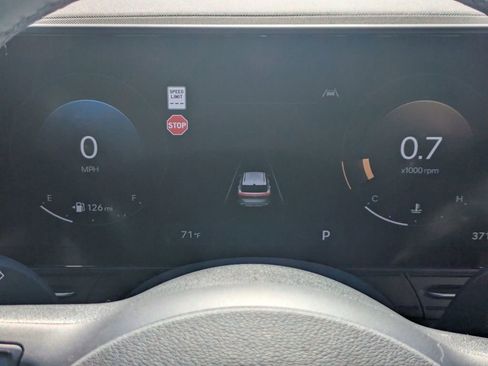 New 2025 Hyundai Kona Limited AWD/4WD image 32