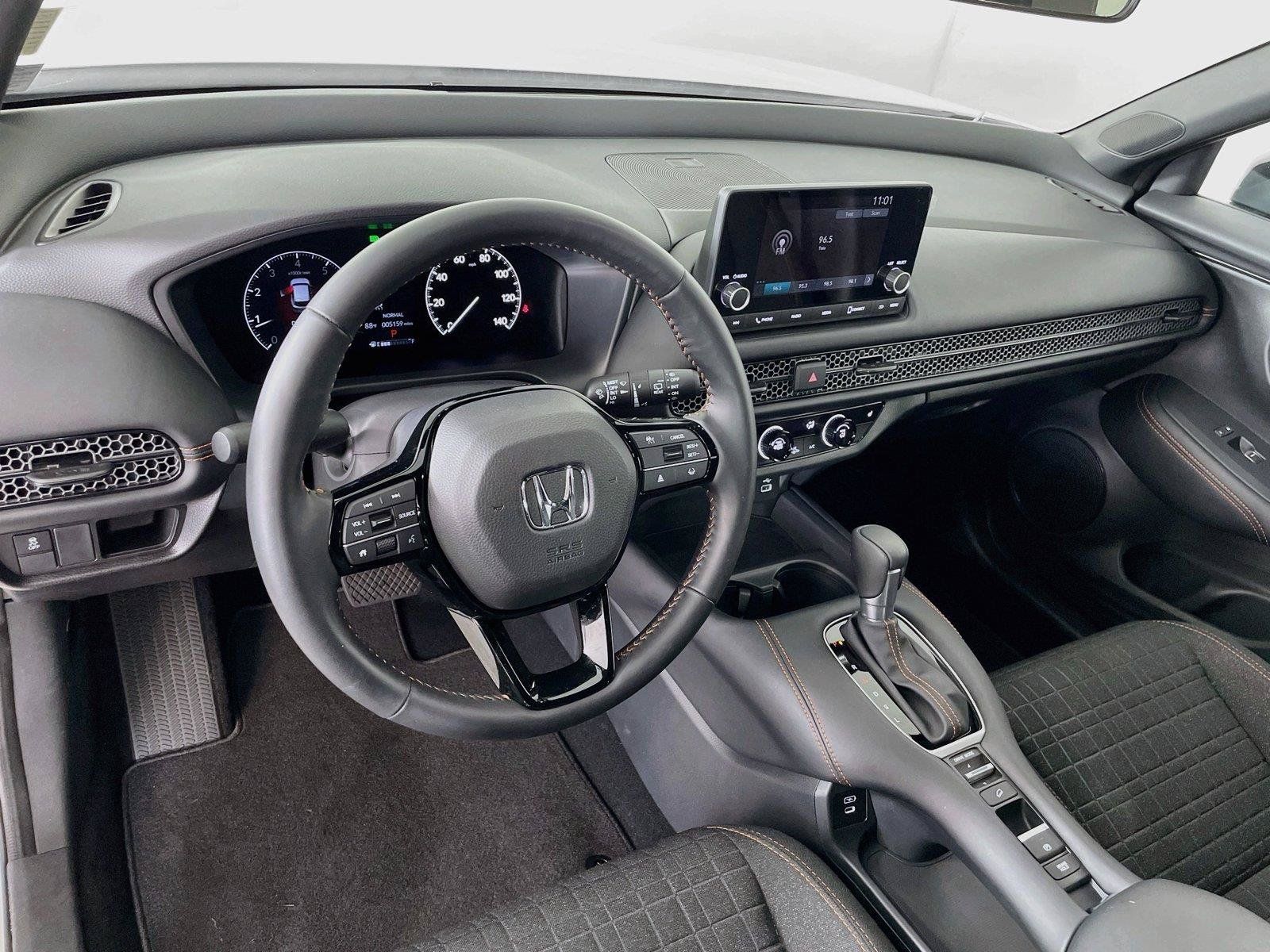 Certified 2025 Honda HR-V Sport image 14