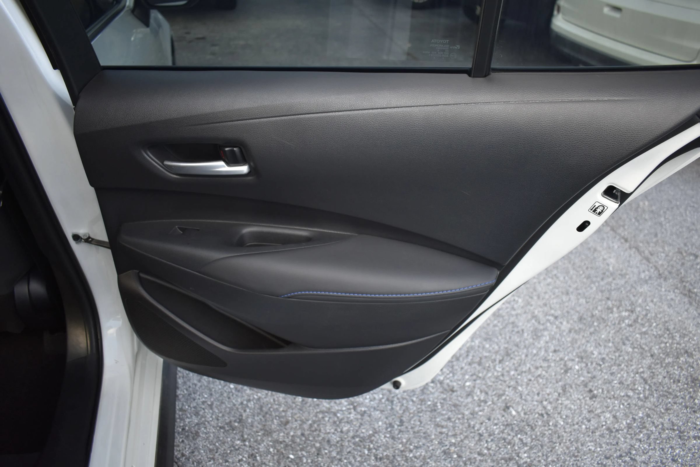 Used 2020 Toyota Corolla SE FWD image 16