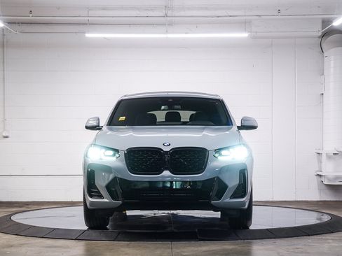 Used 2023 BMW X4 xDrive30i w/ M Sport Package AWD/4WD image 2