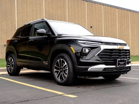New 2026 Chevrolet TrailBlazer LT AWD/4WD image 2