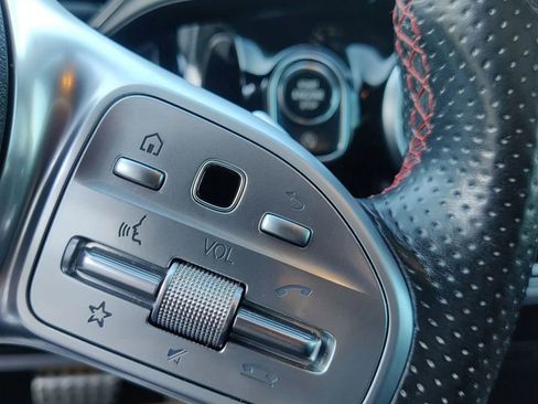 Used 2021 Mercedes-Benz GLA 35 AMG 4MATIC image 33