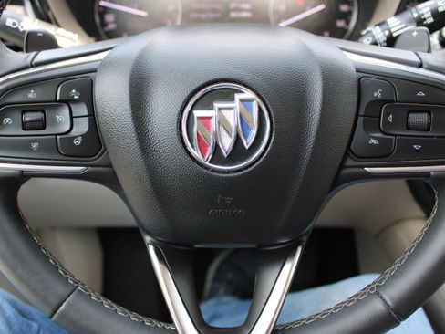 Used 2023 Buick Envision Essence AWD/4WD image 18