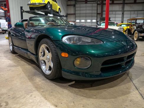 Used 1995 Dodge Viper RT/10 RWD image 12