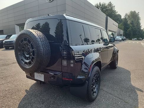 New 2026 Land Rover Defender 110 OCTA AWD/4WD image 7