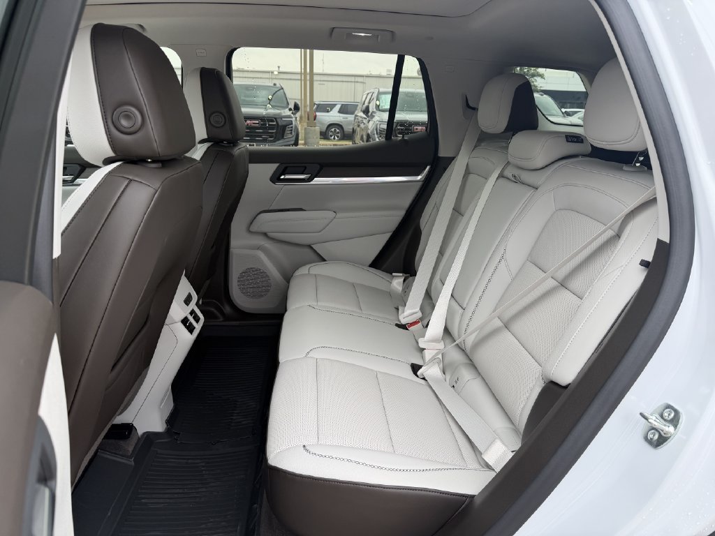 New 2027 GMC Terrain Denali w/ LPO, Floor Liner Package AWD/4WD image 25