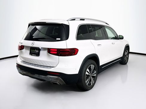Used 2025 Mercedes-Benz GLB 250 image 9