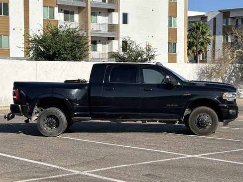 Used 2021 RAM 3500 Laramie AWD/4WD image 3