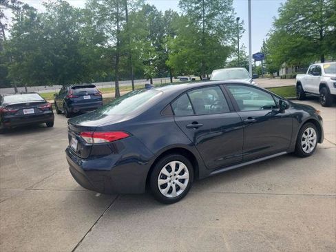 Certified 2023 Toyota Corolla LE FWD image 7