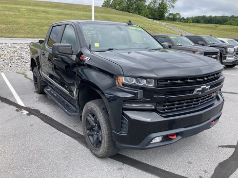 Used 2019 Chevrolet Silverado 1500 LT Trail Boss AWD/4WD image 1