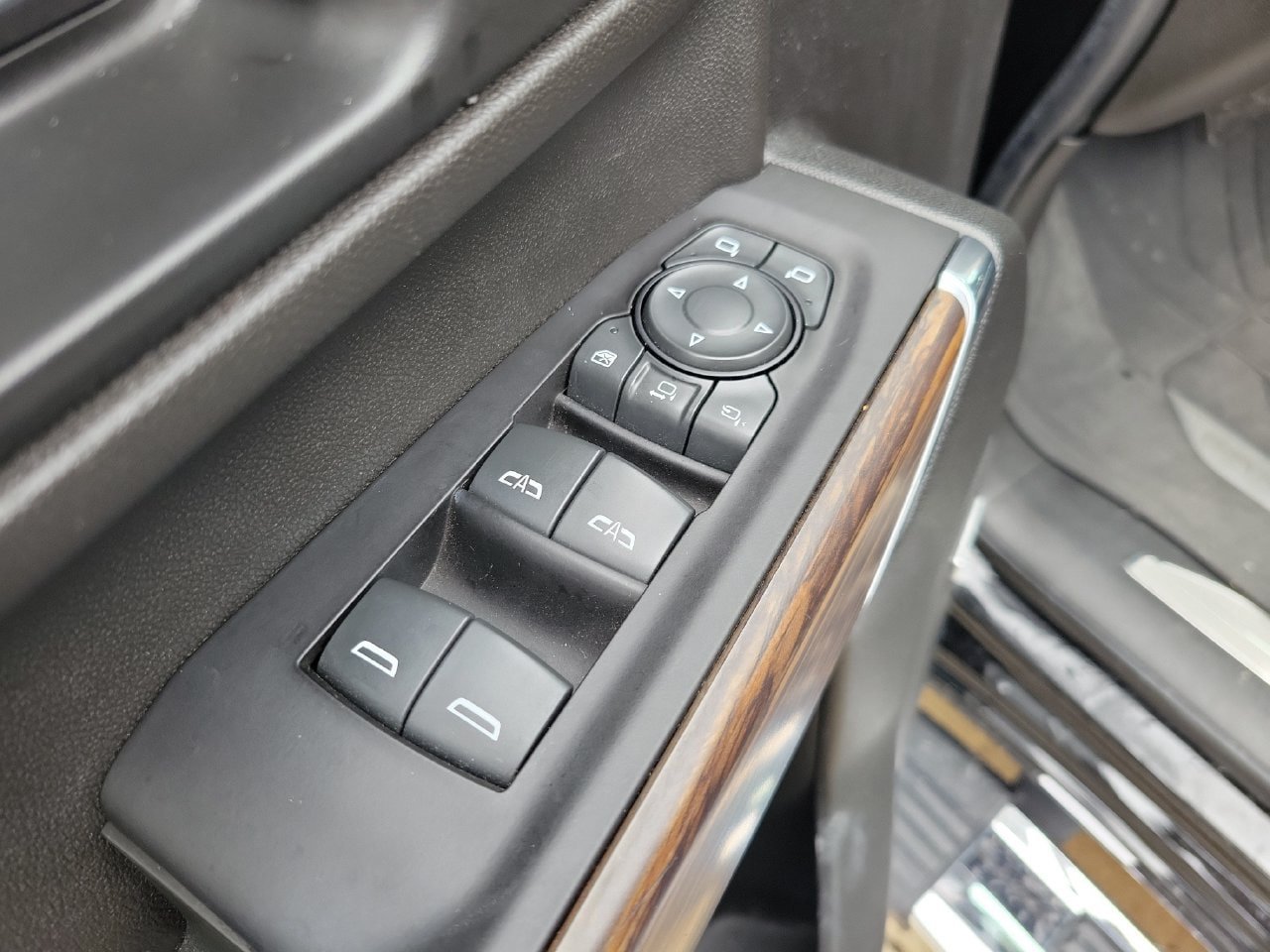 Certified 2022 Chevrolet Silverado 2500 High Country AWD/4WD image 14