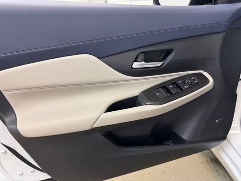 New 2026 Nissan Sentra SL w/ Floor Mat Package FWD image 8