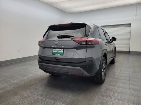 Used 2023 Nissan Rogue SV image 7