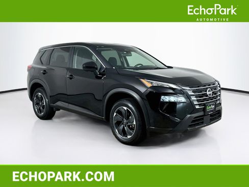 Used 2025 Nissan Rogue SV AWD/4WD image 1