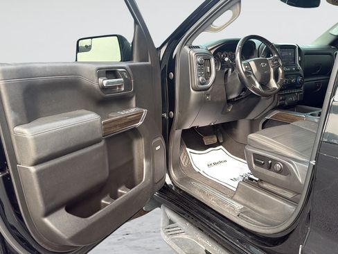 Used 2020 Chevrolet Silverado 1500 LT Trail Boss AWD/4WD image 24