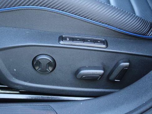 Certified 2023 Volkswagen Golf 20th Anniversary Edition image 9